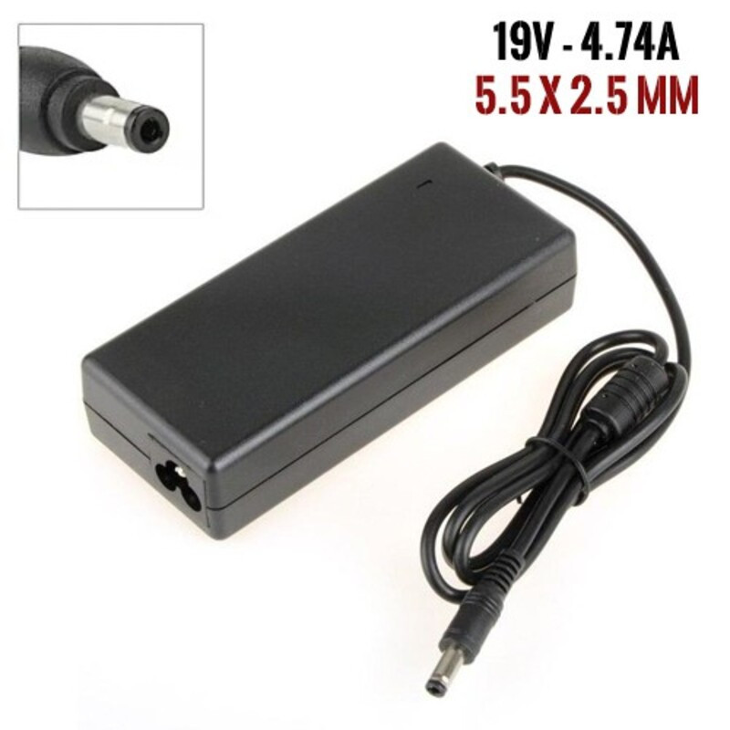 Chargeur Pc - TOSHIBA - 19V 4.74A - Bec 5.5x2.5mm - Adaptable